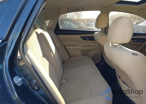 2015 Nissan Altima 2.5 Sv z USA, uszkodzony, nr VIN 1N4AL3AP2FC484890